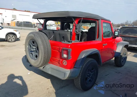 2021 Jeep Wrangler Sport 4X4 z USA, uszkodzony, nr VIN 1C4GJXAG0MW621130